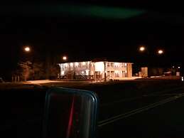 Topsail Shores Inn