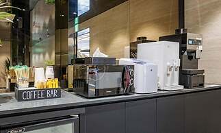 F HOTEL Yeongdeungpo