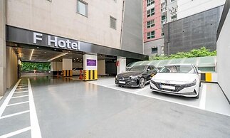 F HOTEL Yeongdeungpo