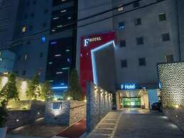 F HOTEL Yeongdeungpo