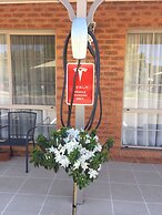 Wine Village Motor Inn