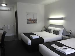 Wine Village Motor Inn