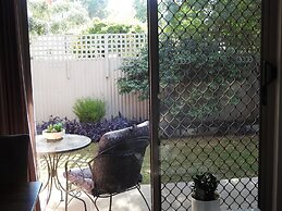 Wine Village Motor Inn