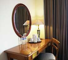 Mega Anggrek Hotel & Convention