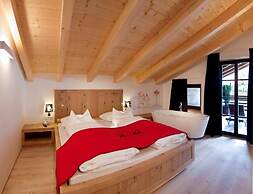 Zin Senfter Residence