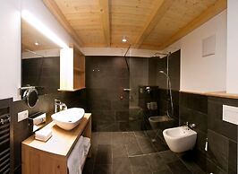 Zin Senfter Residence
