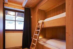 Zin Senfter Residence