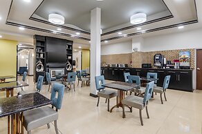 Best Western Plus JFK Inn & Suites