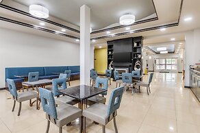 Best Western Plus JFK Inn & Suites