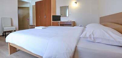 Hotel Novella Uno