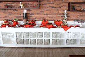 Hariston Hotel & Suites