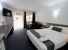 Sugar Country Motor Inn