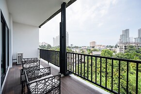 Manhattan Pattaya Hotel