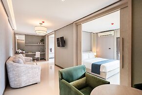 Manhattan Pattaya Hotel