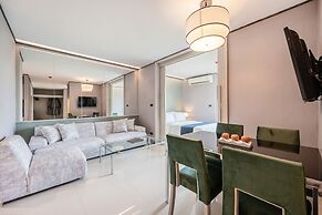 Manhattan Pattaya Hotel