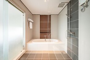 Manhattan Pattaya Hotel