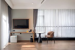 Holiday Inn Express Chengdu West Gate by IHG