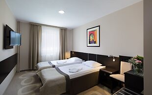 Hotel Picaro Żarska Wieś Południe