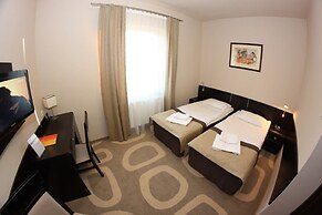 Hotel Picaro Stok