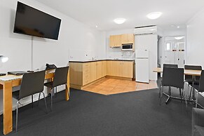 Browns Plains Motor Inn