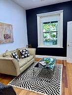 Captain's Retreat Apartments and Cottages