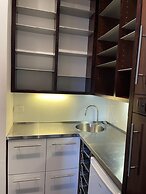 Captain's Retreat Apartments and Cottages