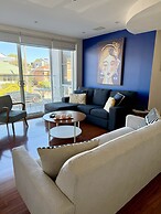 Captain's Retreat Apartments and Cottages