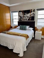 Captain's Retreat Apartments and Cottages