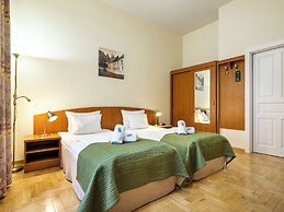 Kosmopolita Rooms