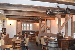 Three Horseshoes
