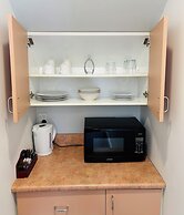 Bush Inn Court Motel