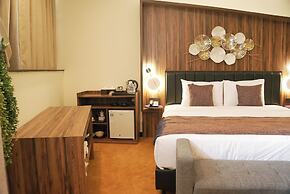 Oak Tree Urban Jakarta