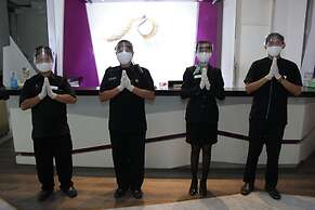 Oak Tree Urban Jakarta