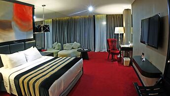 Amaroossa Cosmo Jakarta