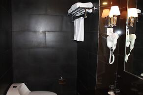 Amaroossa Cosmo Jakarta