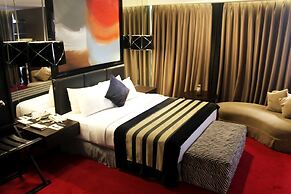 Amaroossa Cosmo Jakarta