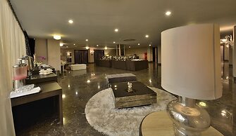 Amaroossa Cosmo Jakarta