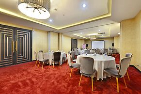 Amaroossa Cosmo Jakarta