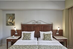 Esperides Beach Resort