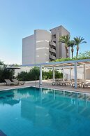Epsilon Hotel Apartments
