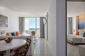 Epsilon Hotel Apartments