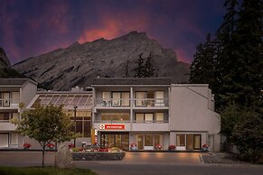 Best Western Plus Banff International Lodge