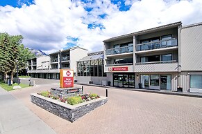 Best Western Plus Banff International Lodge