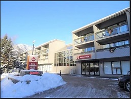 Best Western Plus Banff International Lodge