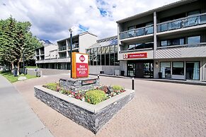 Best Western Plus Banff International Lodge