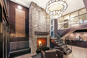 Best Western Plus Banff International Lodge