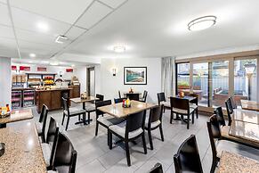 Best Western Plus Banff International Lodge