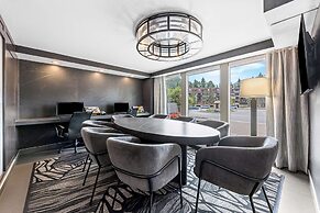 Best Western Plus Banff International Lodge