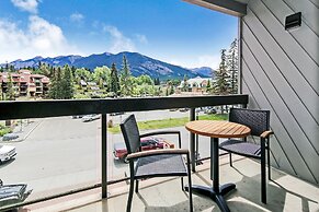 Best Western Plus Banff International Lodge