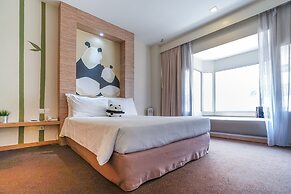 The 5 Elements Hotel